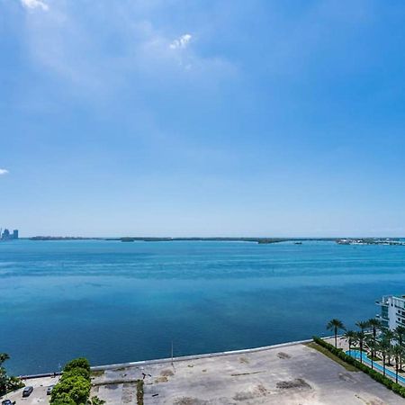 Miami Vice Oceanfront Sky Villa Exterior photo