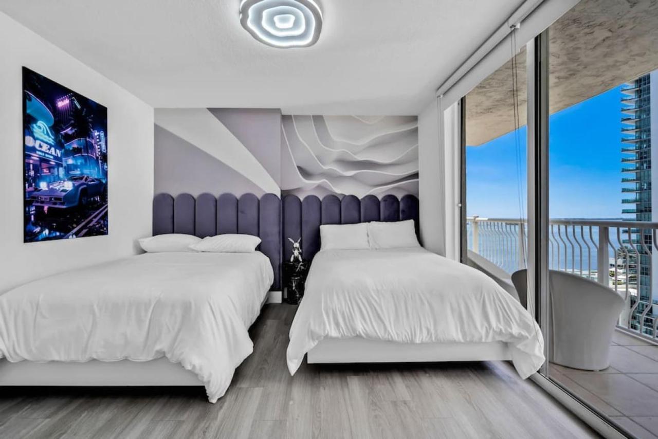 Miami Vice Oceanfront Sky Villa Exterior photo