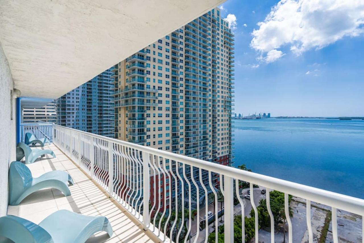 Miami Vice Oceanfront Sky Villa Exterior photo