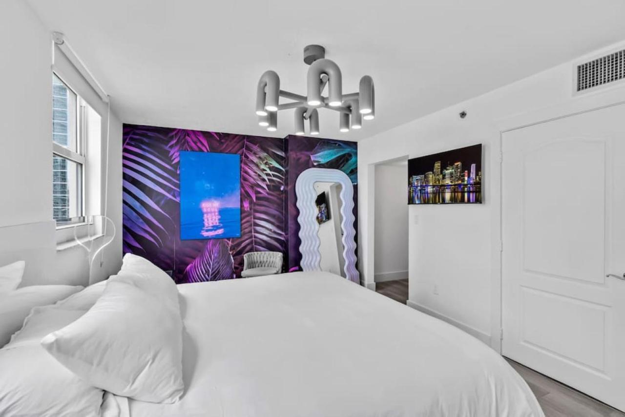 Miami Vice Oceanfront Sky Villa Exterior photo